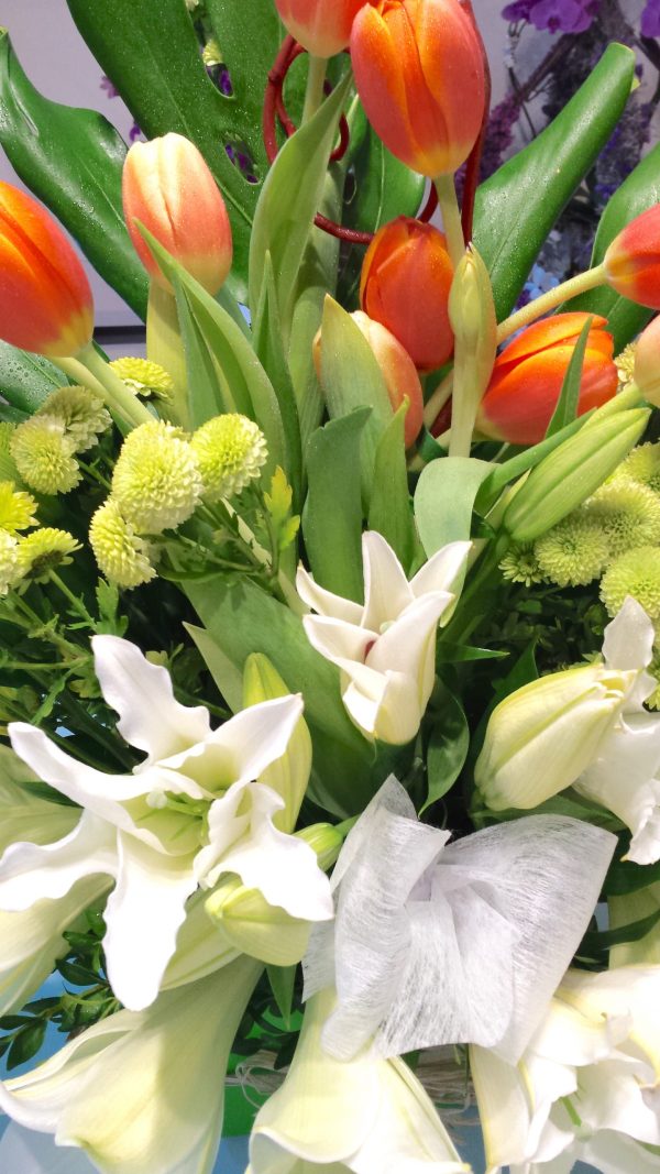 tulips-and-lilies-bouquet